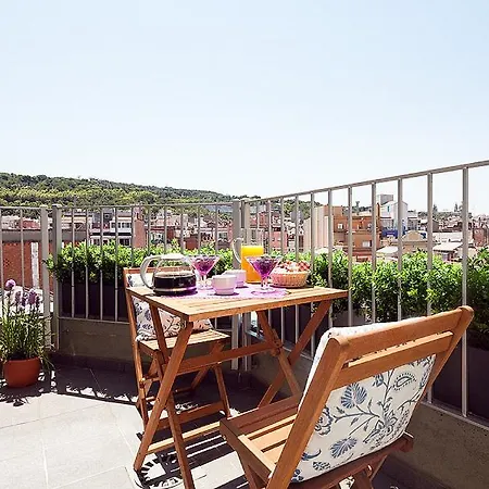 Charm Paralel Hotell