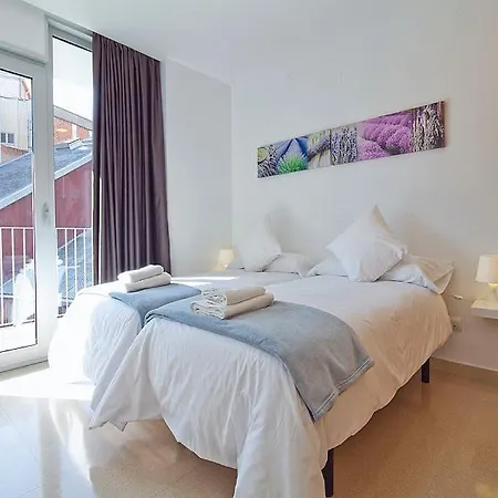 Hotell Charm Paralel 2*