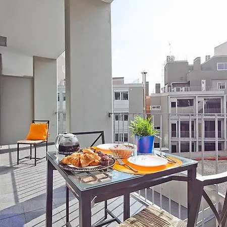 Charm Paralel Hotell