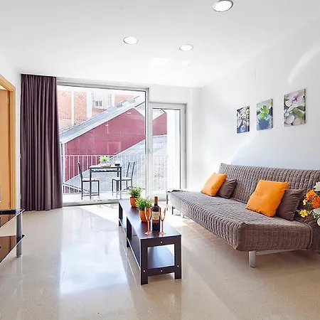 Charm Paralel Hotel 2*