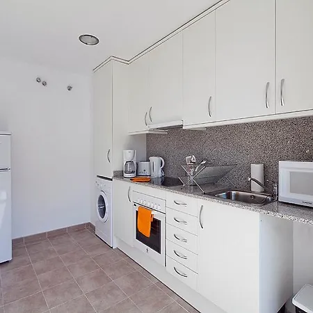 Otel Charm Paralel