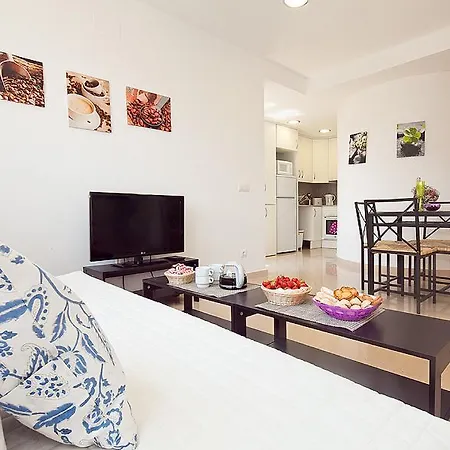 Charm Paralel Otel 2*
