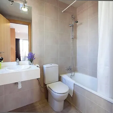 Otel Charm Paralel 2*